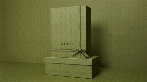 Gucci plastic packaging